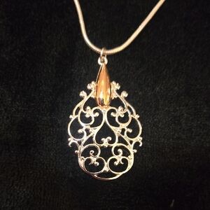 Intricate Gold Filigree Teardrop Necklace